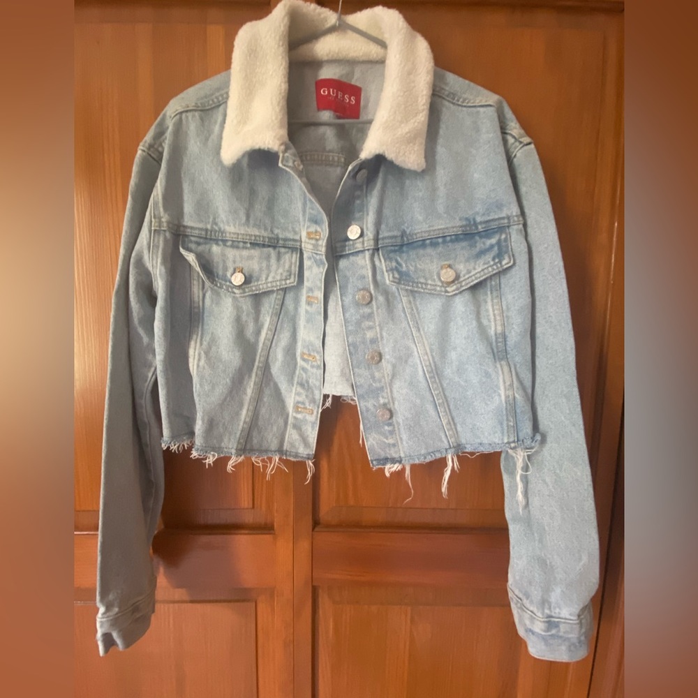 Guess Crop Jean Jacket with Sherpa collar M